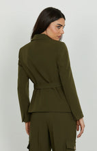 Carica l&#39;immagine nel visualizzatore di Gallery, Giacca con cintura
