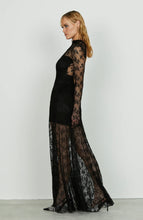 Carica l&#39;immagine nel visualizzatore di Gallery, Abito pizzo scollatura schiena
